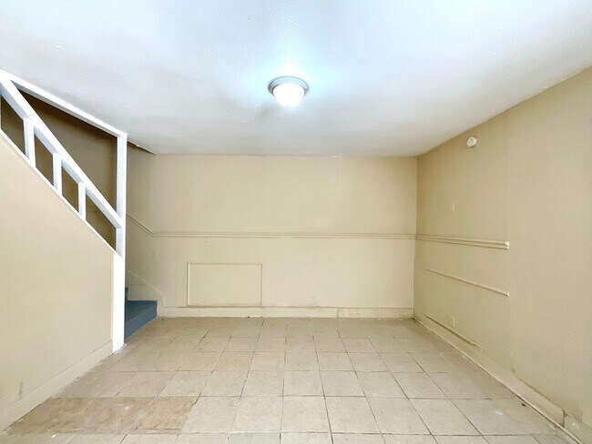 Building Photo - **APPLICATION RECEIVED** Available NOW! Prime Location 3-Bedroom, 2-Bath Home In Converse!!