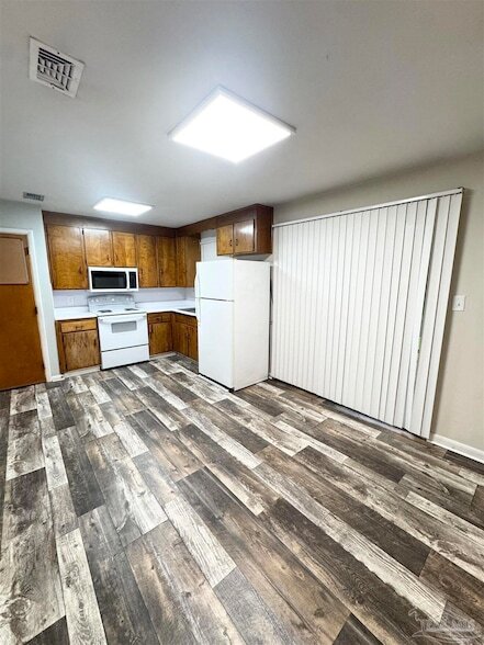 Building Photo - 4516 Charmonte Way