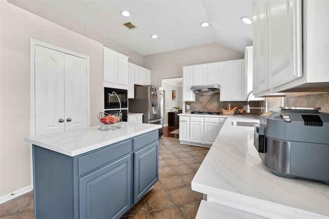 Building Photo - 3210 Princess Bay Ct