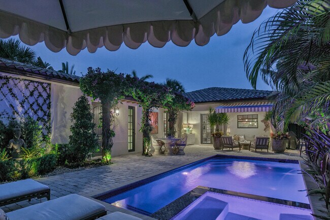 Building Photo - 1216 N Palmway