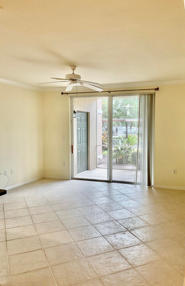 Building Photo - 6410 Emerald Dunes Dr
