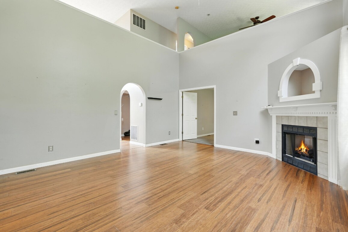 Building Photo - 108 Yukon Dr