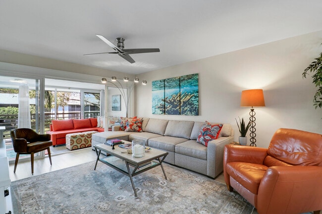 Building Photo - 1 Garden St