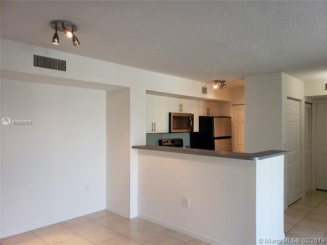 Building Photo - 777 SW 111th Way