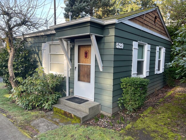 Primary Photo - 1bd/1ba Seattle Home