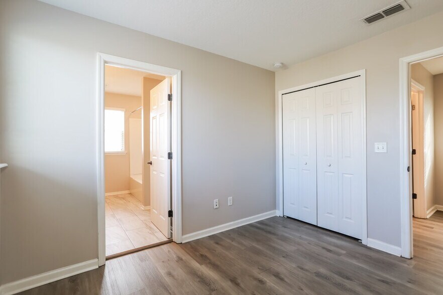 Building Photo - 3041 Holly Grove Lane