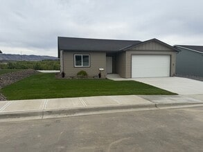 Building Photo - New Construction 3 bed, 2 bath!