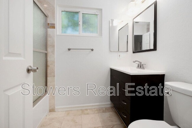 Building Photo - 4840 Coco Palm Dr