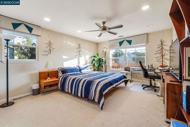 Building Photo - 1105 Peacock Creek Dr