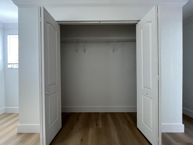 Building Photo - 6301 SW 20th St