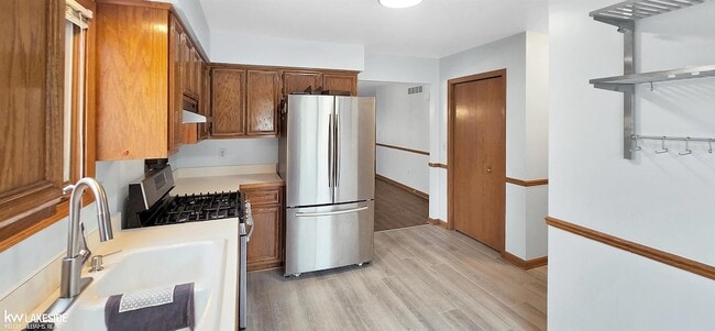 Building Photo - 856 Neff Rd