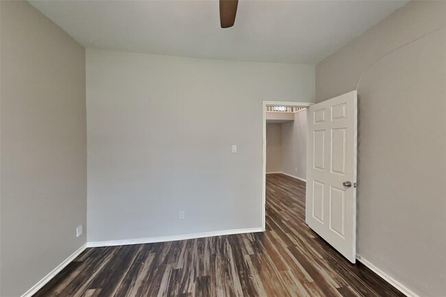 Building Photo - 10435 Goodrum Rd