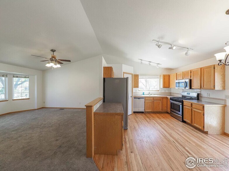 Building Photo - 1106 Timberline Ct