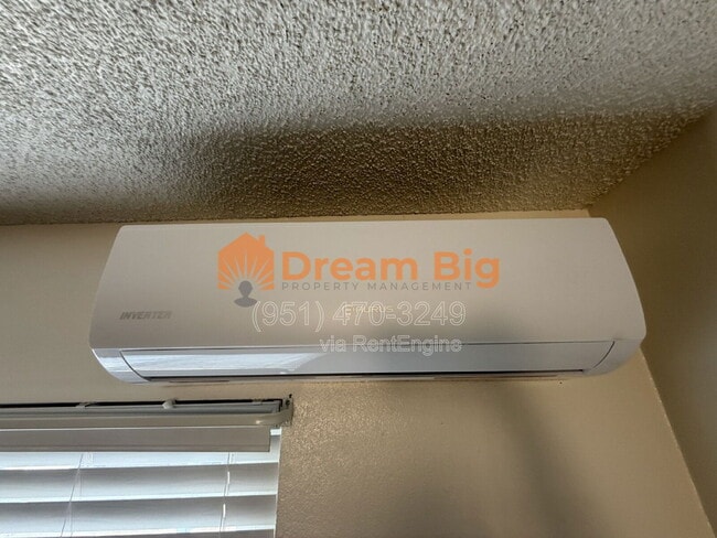 Building Photo - 245 Maryknoll Dr