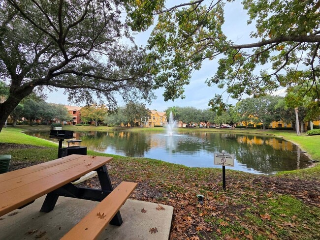 Building Photo - Condo for rent