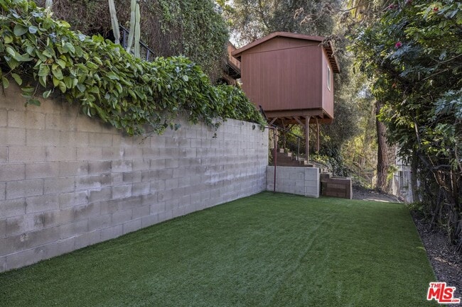 Building Photo - 1829 Griffith Park Blvd