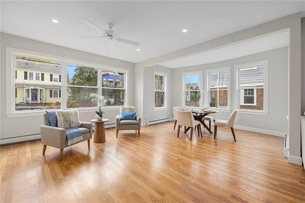 Building Photo - 146 Evergreen St