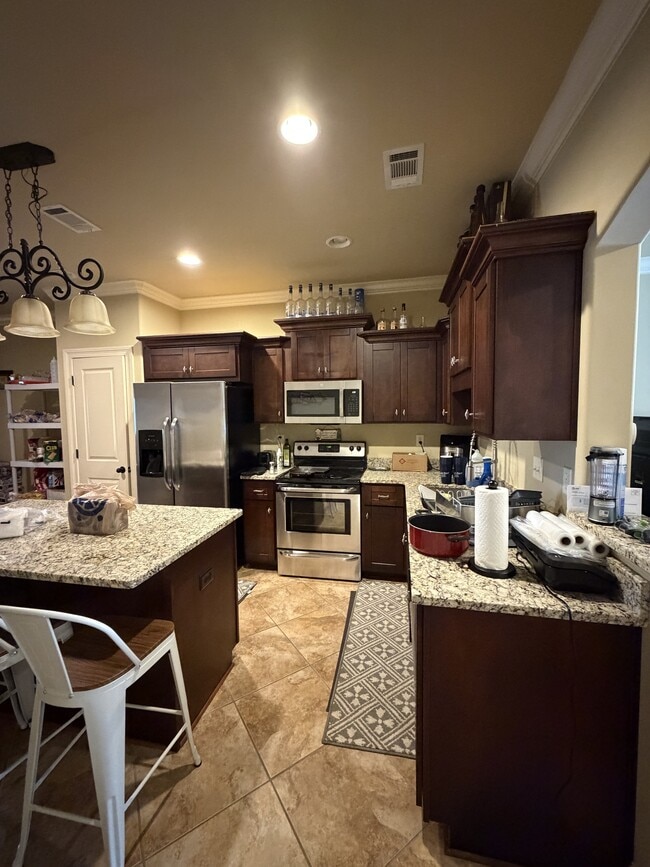 Building Photo - 2495 Old Taylor Rd