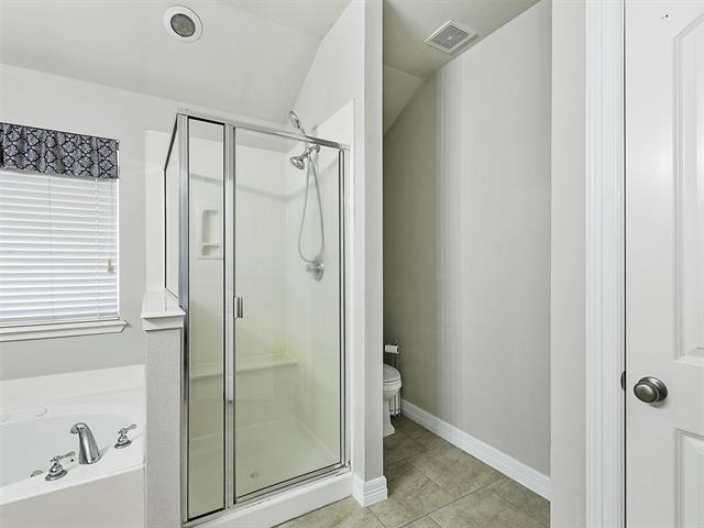 Building Photo - 2100 Del Mar Ct