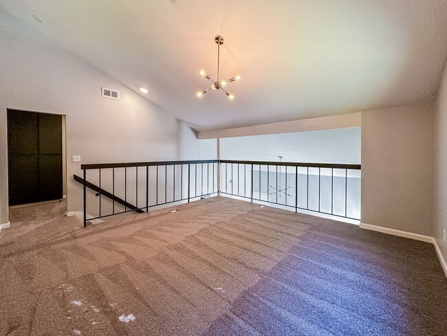 Building Photo - Completely Renovated 3+ Bed, 2 Bath Tierra...