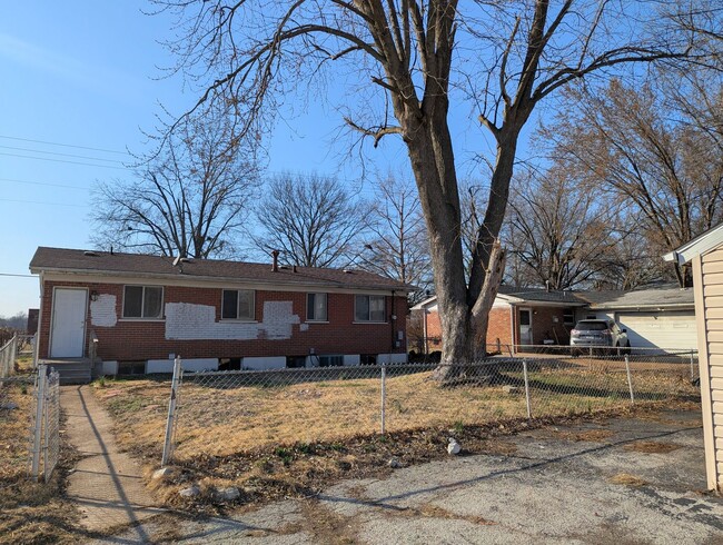 Building Photo - Belle of Bellefontaine