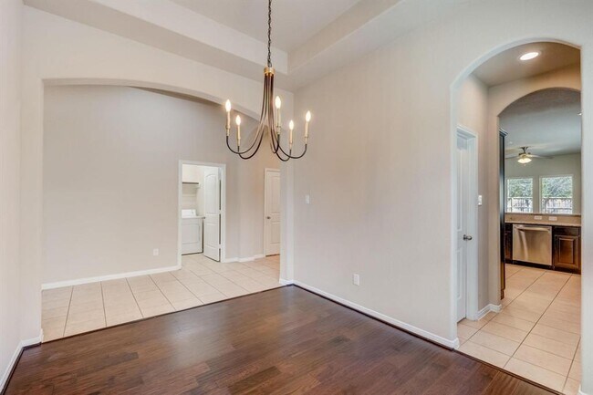 Building Photo - 166 Jaxxon Pointe Dr