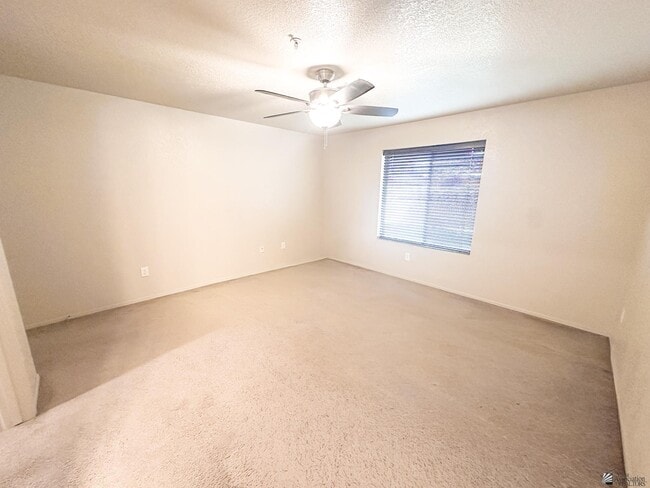 Building Photo - 3183 S Ragen Dr