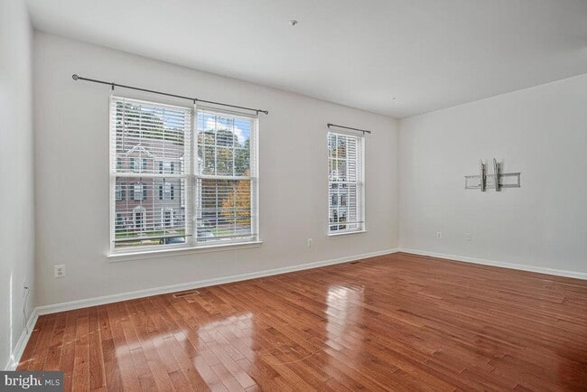 Building Photo - 7929 Canter Ct