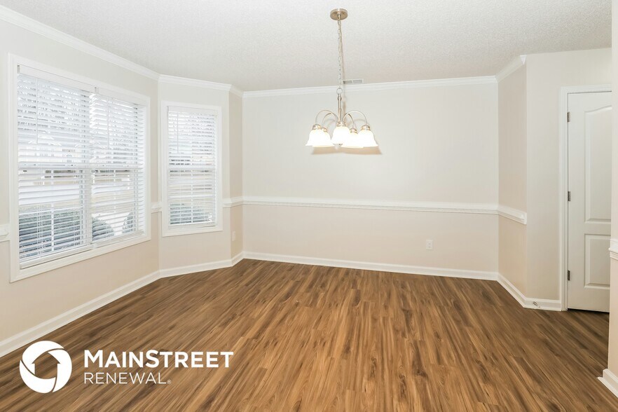 Building Photo - 3719 Upton Ct