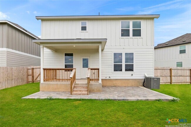 Building Photo - 162 Hazy Glade Dr