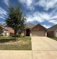 Building Photo - 2134 Redbud Dr