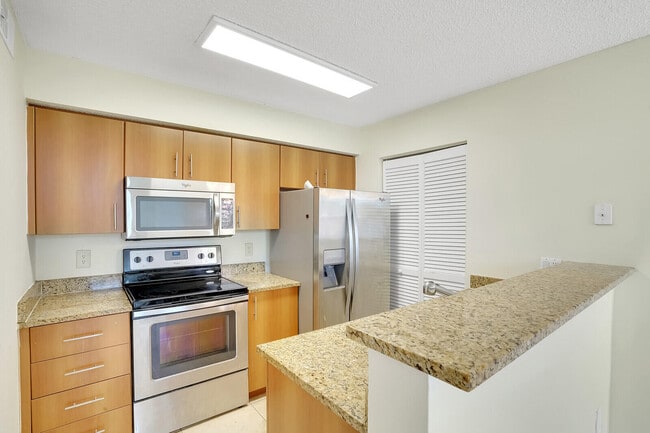 Building Photo - 1385 Crystal Way