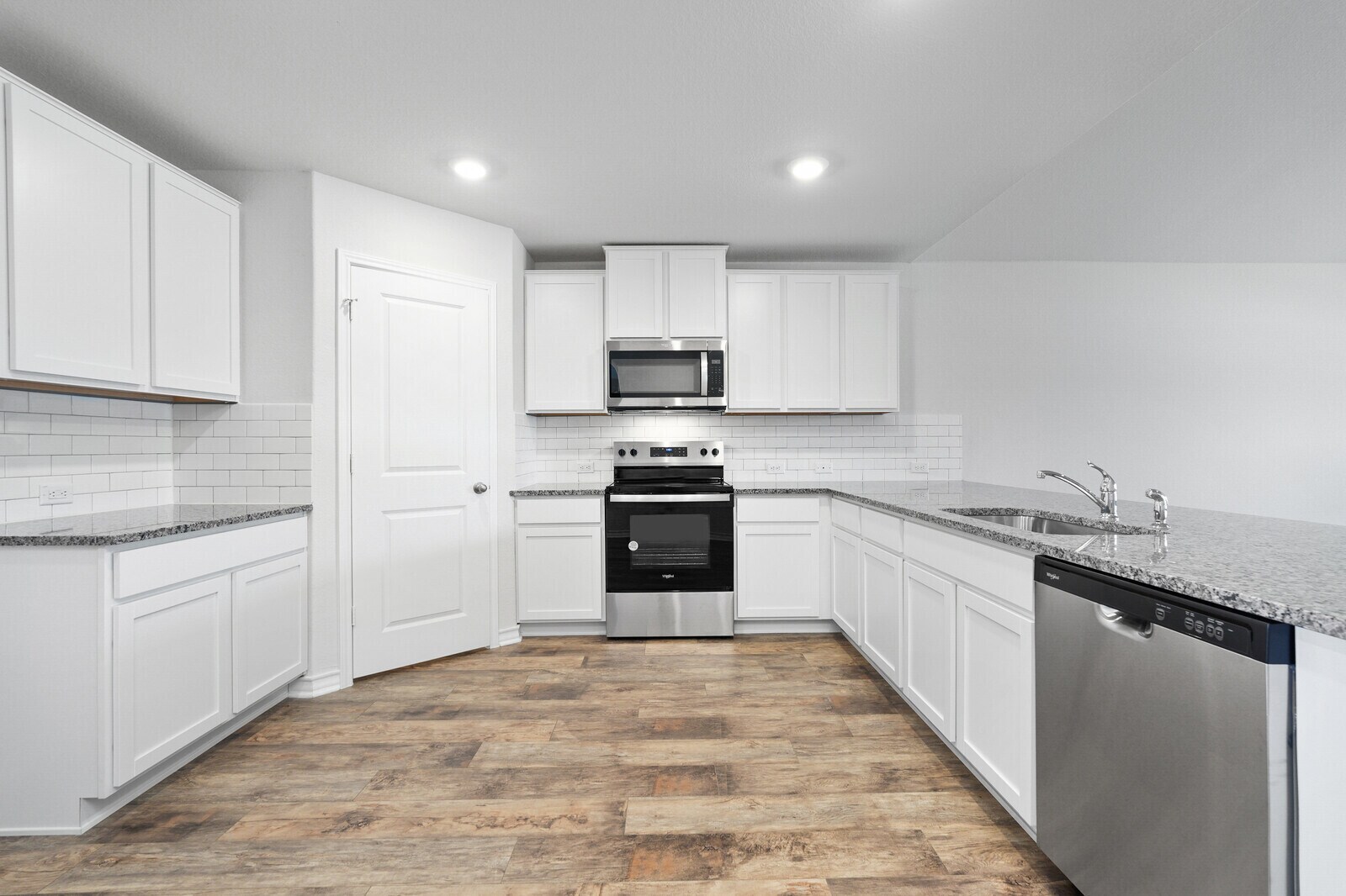 Building Photo - 12015 Topaz