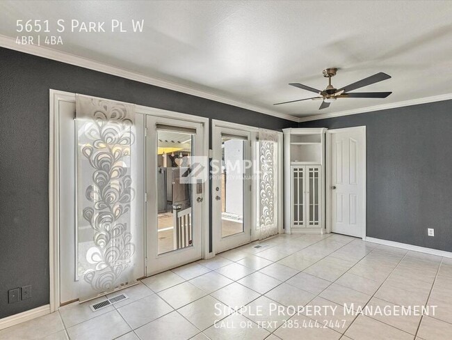 Building Photo - 5651 S Park Pl W