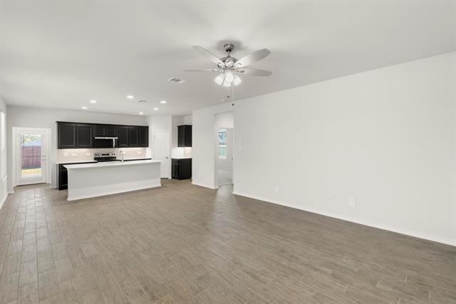 Building Photo - 1713 Mdw Crst Dr