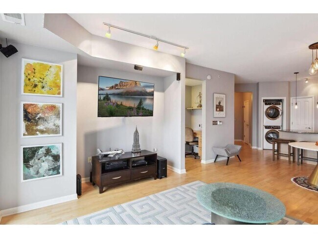 Building Photo - 500 E Grant St