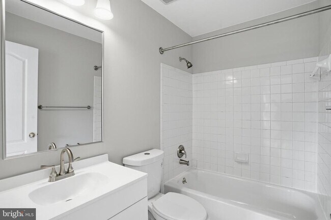 Building Photo - 2760 Brier Pond Cir