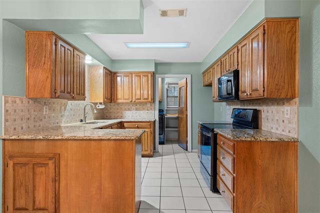 Building Photo - 2007 Harwell St