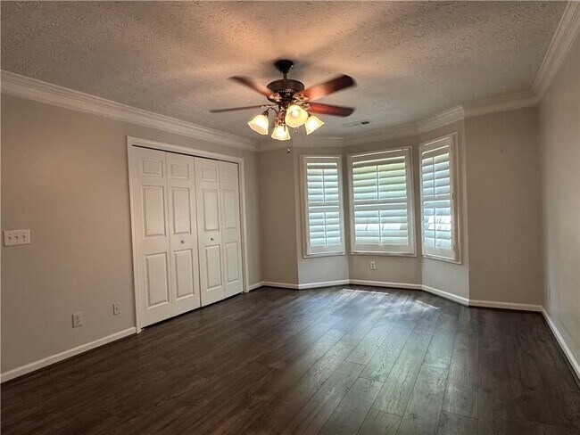 Building Photo - 3331 Serenade Ct