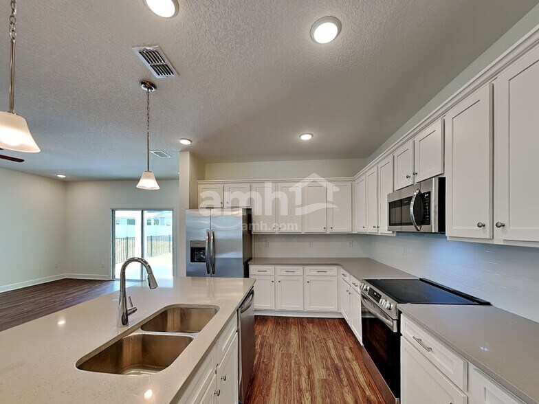 Building Photo - 2871 Alanas Mdw Wy