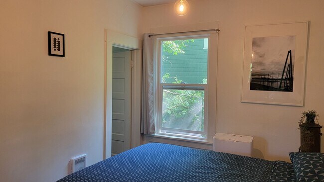 Building Photo - The Corbett Cottage, now available on mid ...