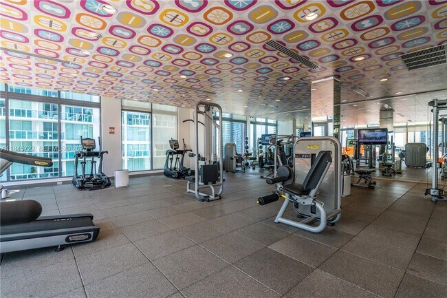 Building Photo - 31 SE 6th St