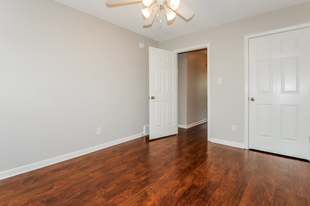 Building Photo - 7838 Alexanders Crossing Dr