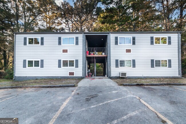 Primary Photo - 511 Gresham Park Dr