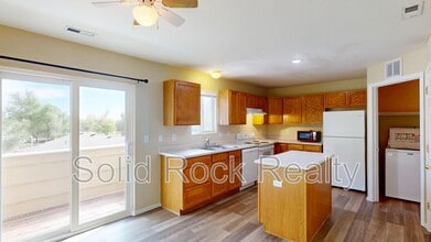 Building Photo - 4919 Leland Point