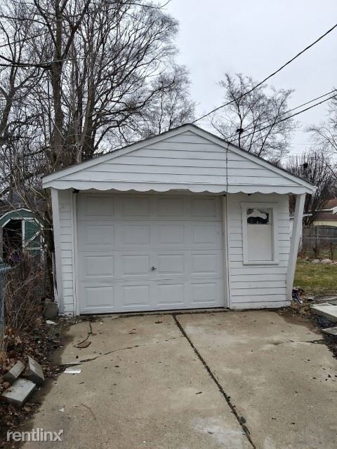 Building Photo - 2 br, 1 bath House - 7626 Chatham