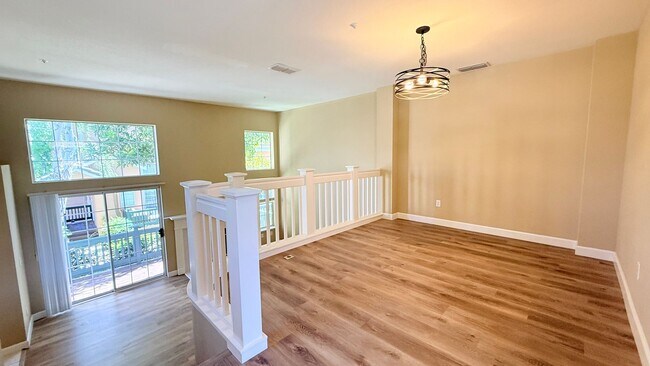 Building Photo - Bright and Airy 3BD/2.5BA Townhouse in Shadowhawk Community, Danville- Available NOW!