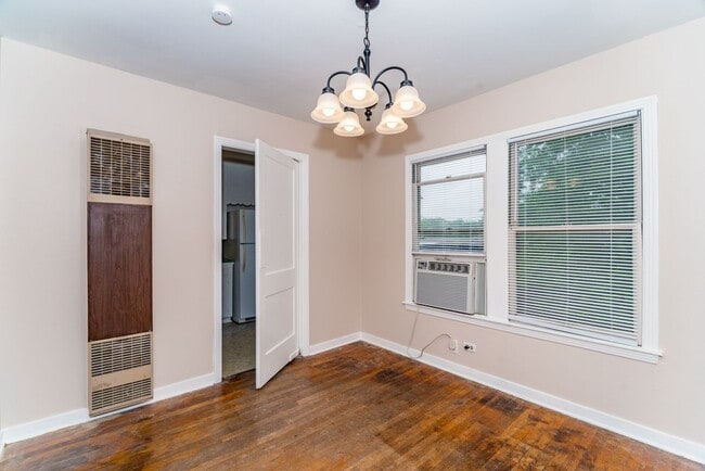 Building Photo - TERRELL HEIGHTS DUPLEX - ALAMO HEIGHTS I.S.D.