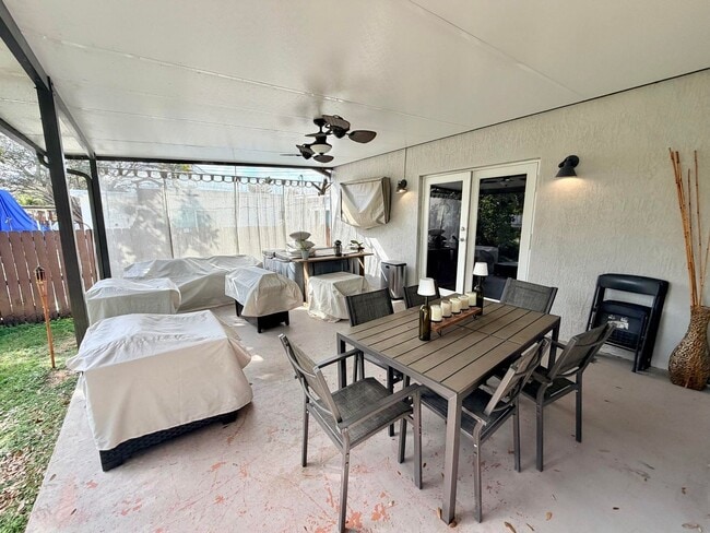 Building Photo - 243 SW 5th St