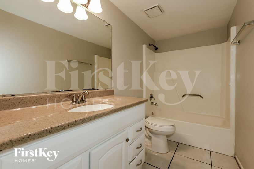 Building Photo - 6803 Fernfield Ct